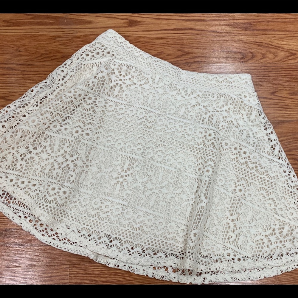 🌸4 for $25🌸 Forever 21 Crochet Circle Skirt